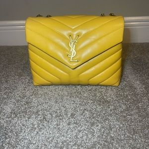 💛💛SLEEK💛💛 YSL Loulou Quilted Leather Bag
